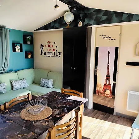 Vakantiehuis Accueillant A La Haye Avec Piscine