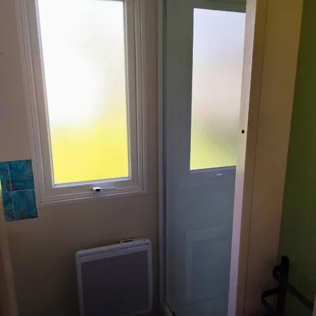 Vakantiehuis Accueillant A La Haye Avec Piscine *