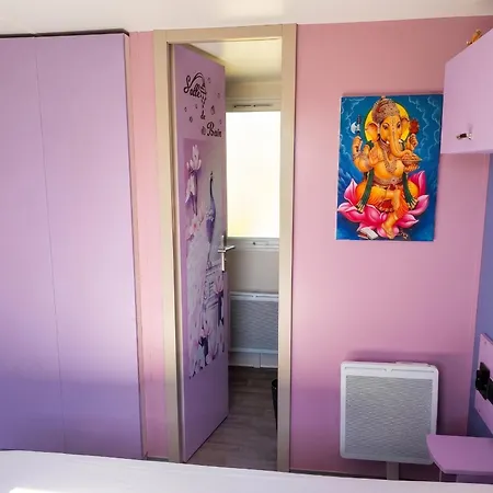 Vakantiehuis Accueillant A La Haye Avec Piscine