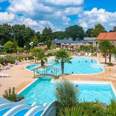 Accueillant A La Haye Avec Piscine Vakantiehuis